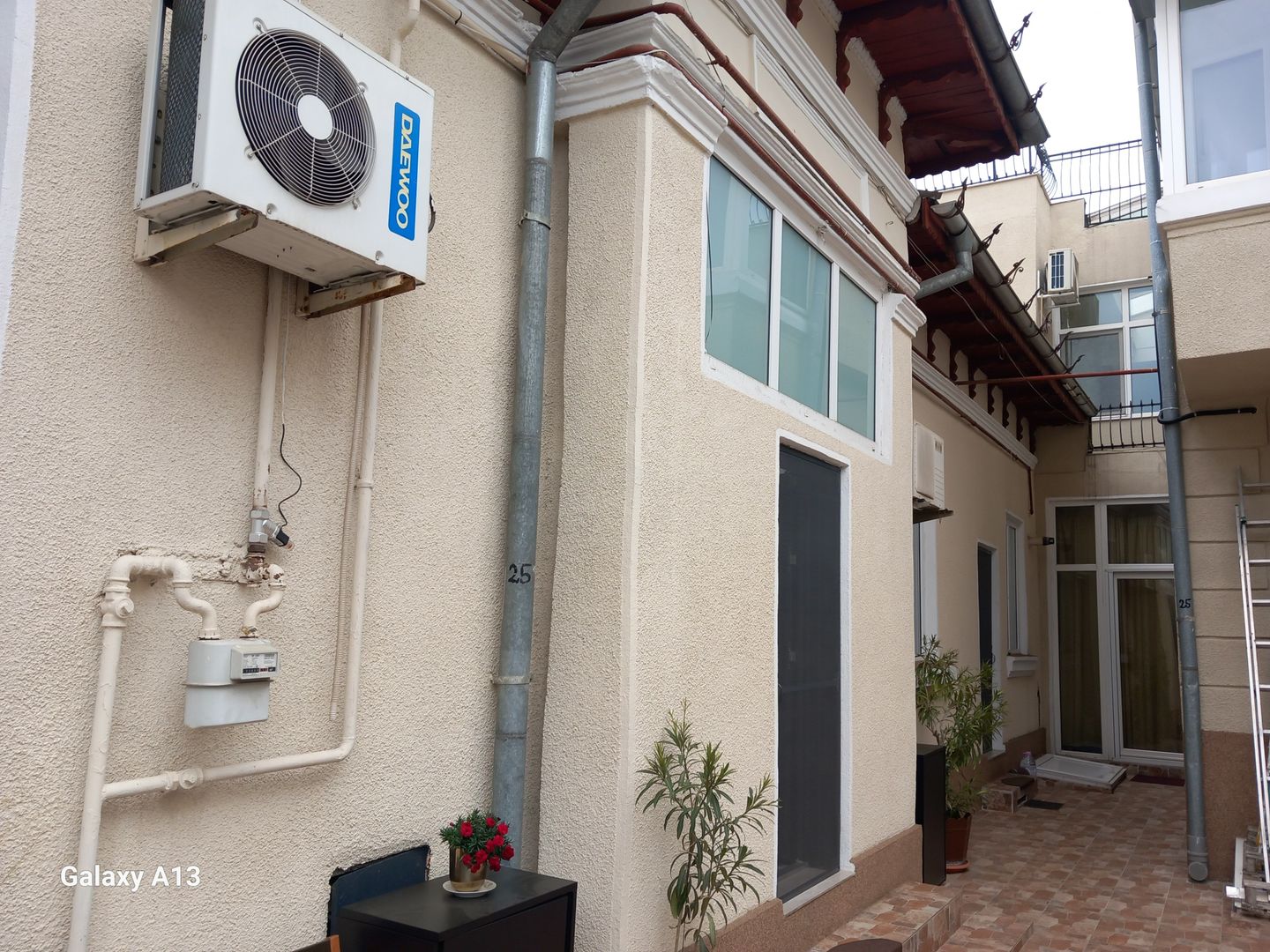 BRASADAS vinde casa curte comuna 3 cam 77mp HALA TRAIAN - Poză 5