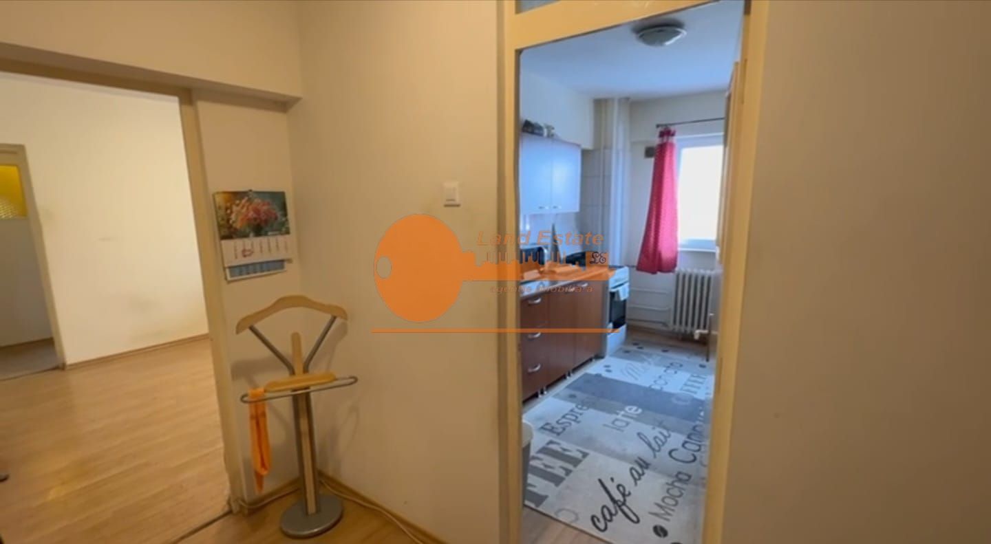 Apartament cu 2 camere in zona Panduri - Poză 1
