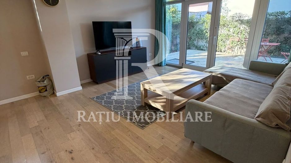 Casa cu 5 camere | Cartierul Tineretului | Oradea - Poză 1