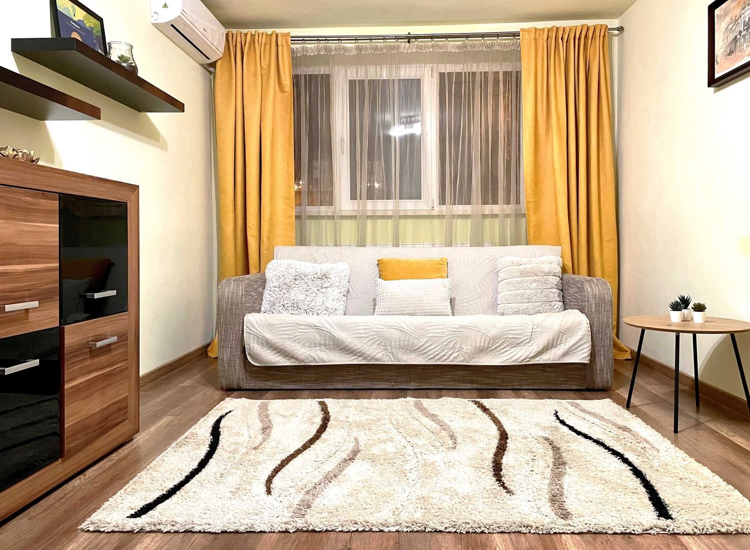 Inchiriere ap 2 camere Vatra Luminoasă - Poză 1