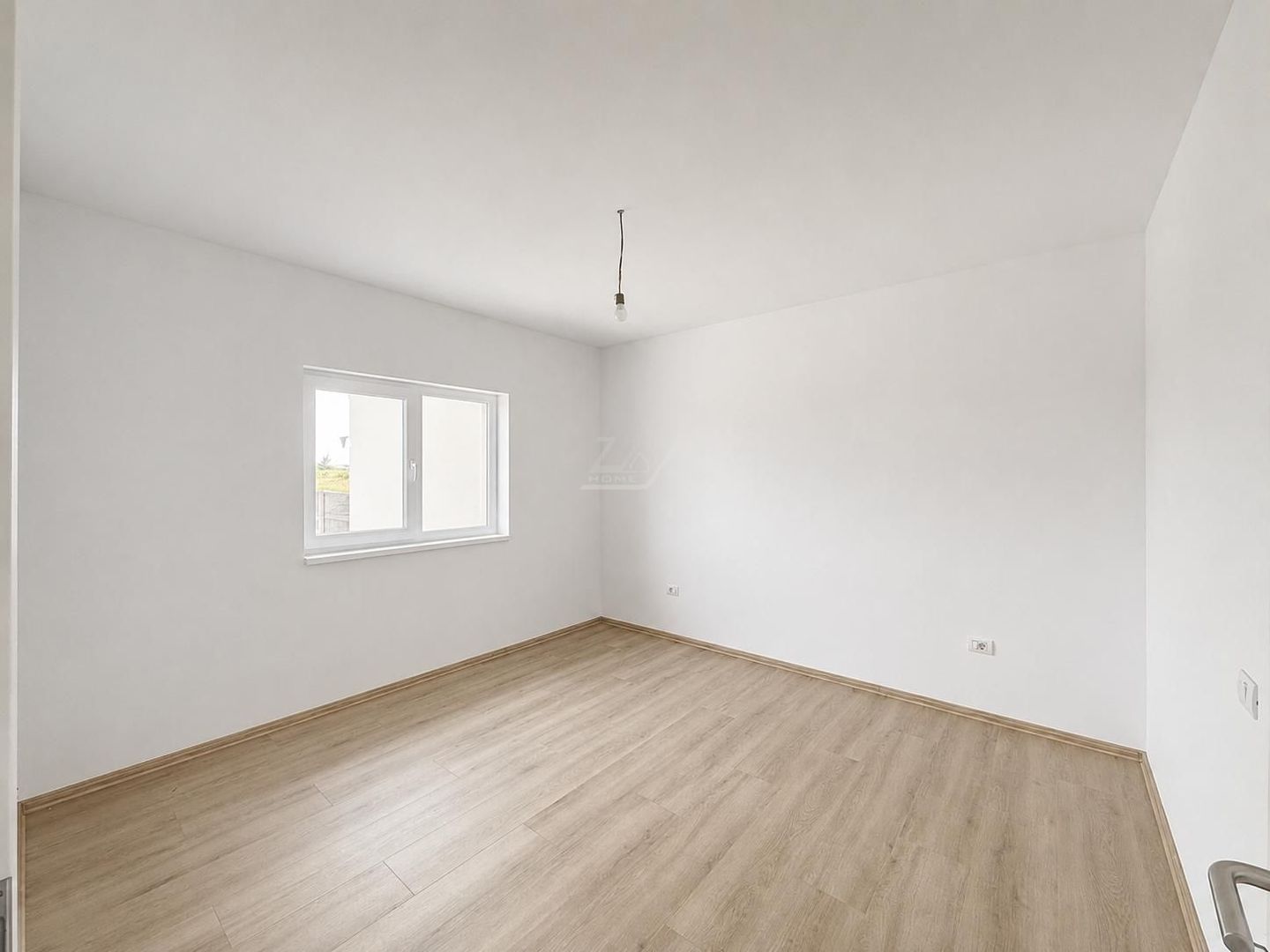 COMISION 0! Duplex cu 4 camere finalizat.Toate utilitatile. - Poză 9