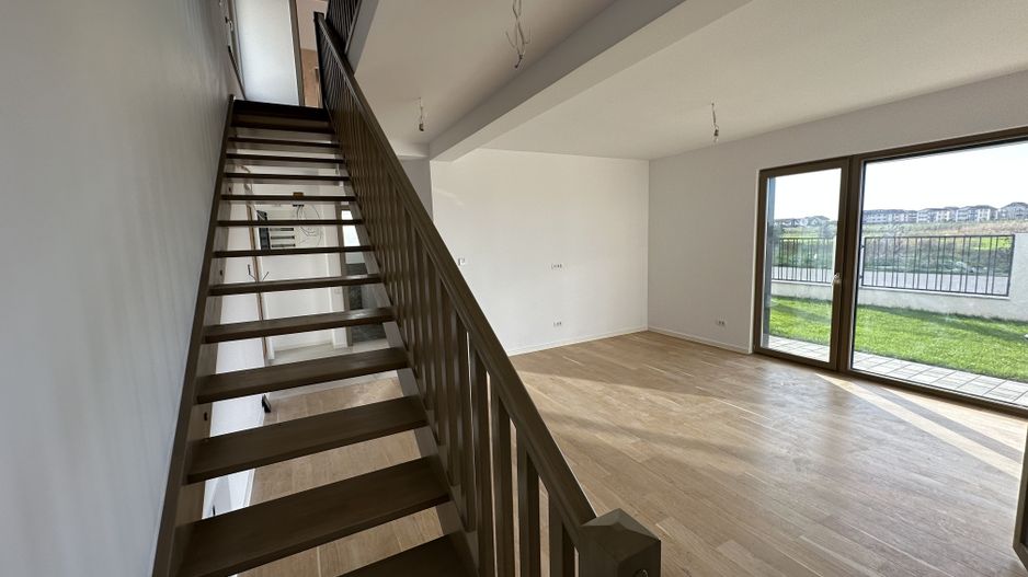 Casa cu 5 camere - Dumbravita - Poză 6