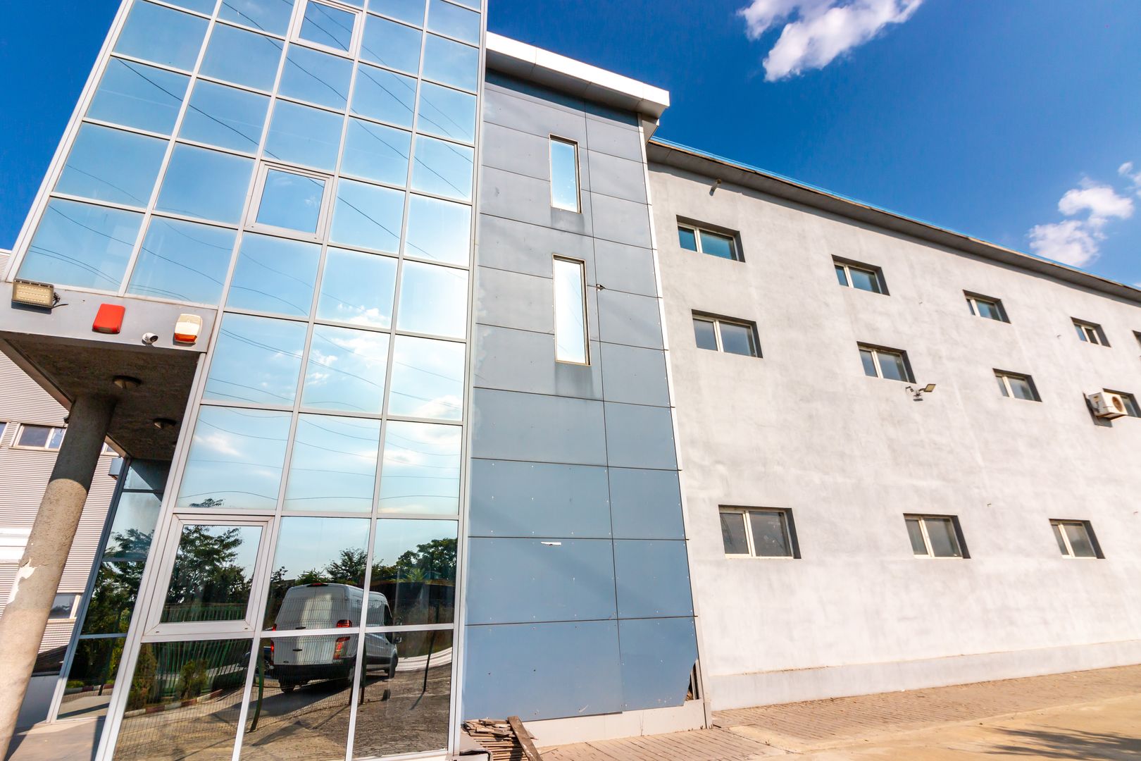 Inchiriere Spațiu productie-logistic 1550mp Centura B. Renov. 2024 ISU - Poză 3