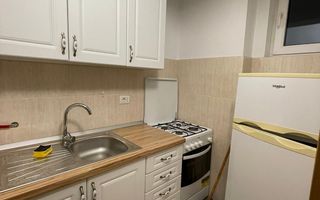 Vand garsoniera, zona Nicolina - Poză 2