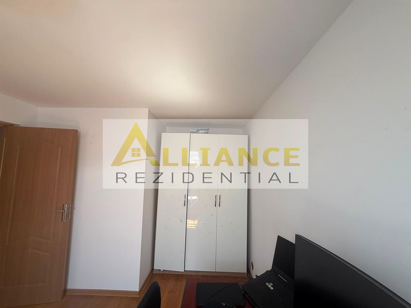 Apartament 3 camere tip duplex | 87 mp | 10 min Metrou Piata Sudului - Poză 13