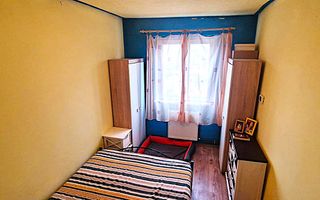 Vand apartament cu 4 camere in zona spitalul judetean,comision ,,0'' - Poză 6