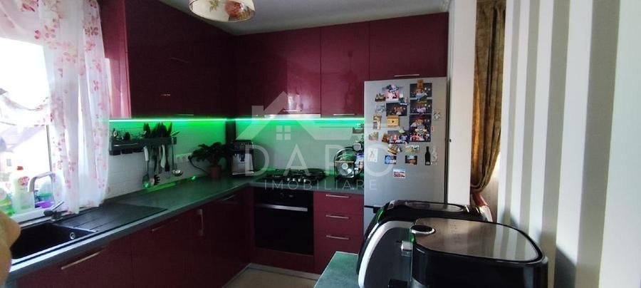 Vând apartament cu 3 camere - Poză 6