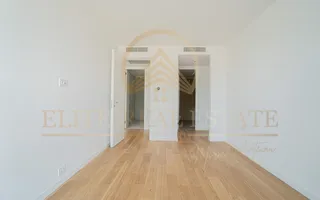 Stațiunea Mamaia - Vânzare apartament cu 2 camere, 2 bai cu vedere la mare. - Poză 13