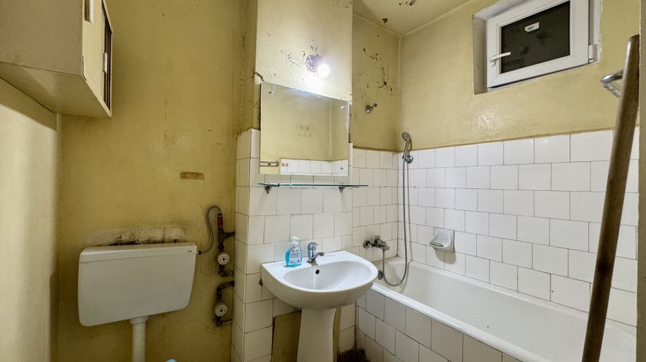 OPORTUNITATE - 3 camere decomandate, 70 mp utili, et 3 - Bucur Obor - Poză 12