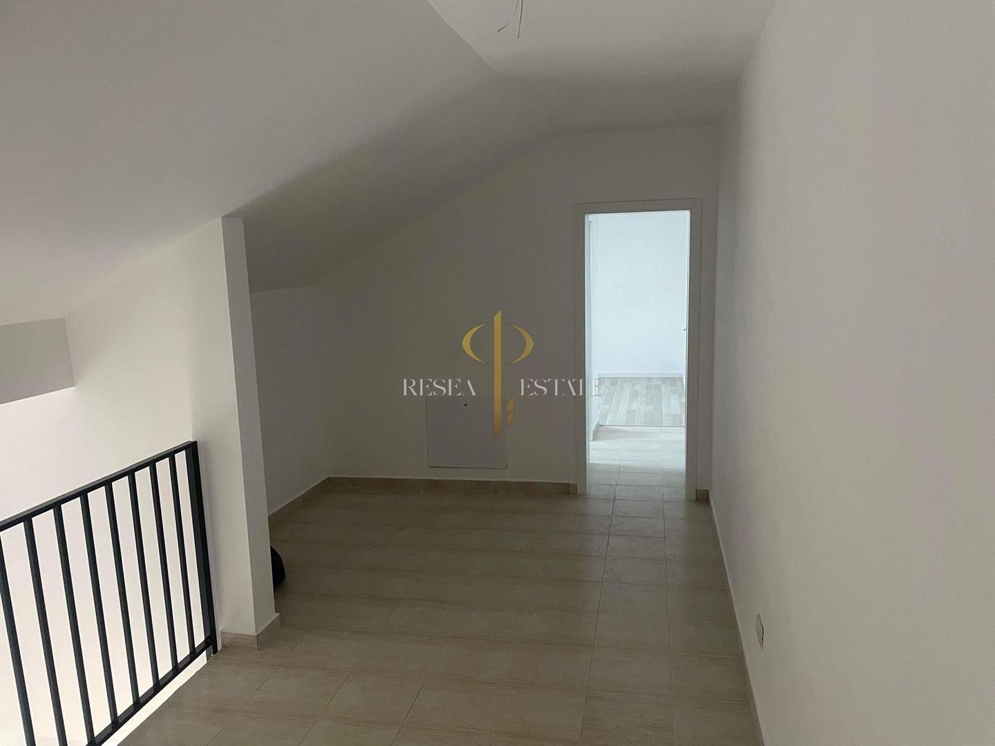 Apartament tip penthouse | 3 camere-loc parcare| Giroc - Poză 5