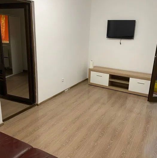Apartament 2 camere, Micro 40 - Poză 1