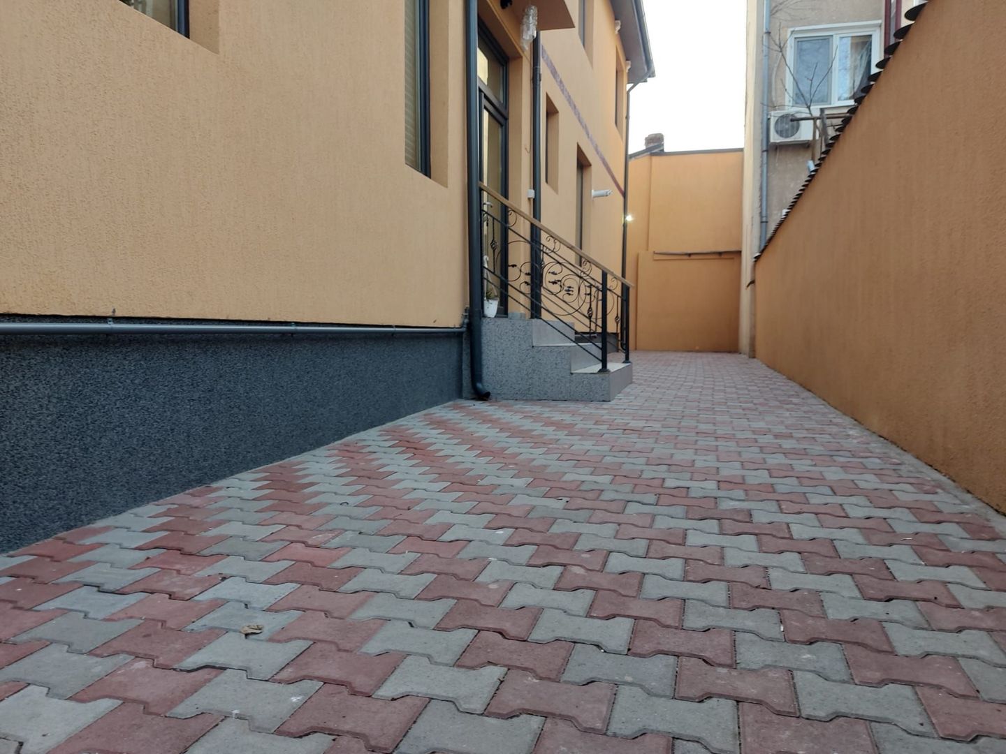 Casa de inchirat Blv Decebal Piata Alba Iulia Mall Vitan construcţie 2023 - Poză 7