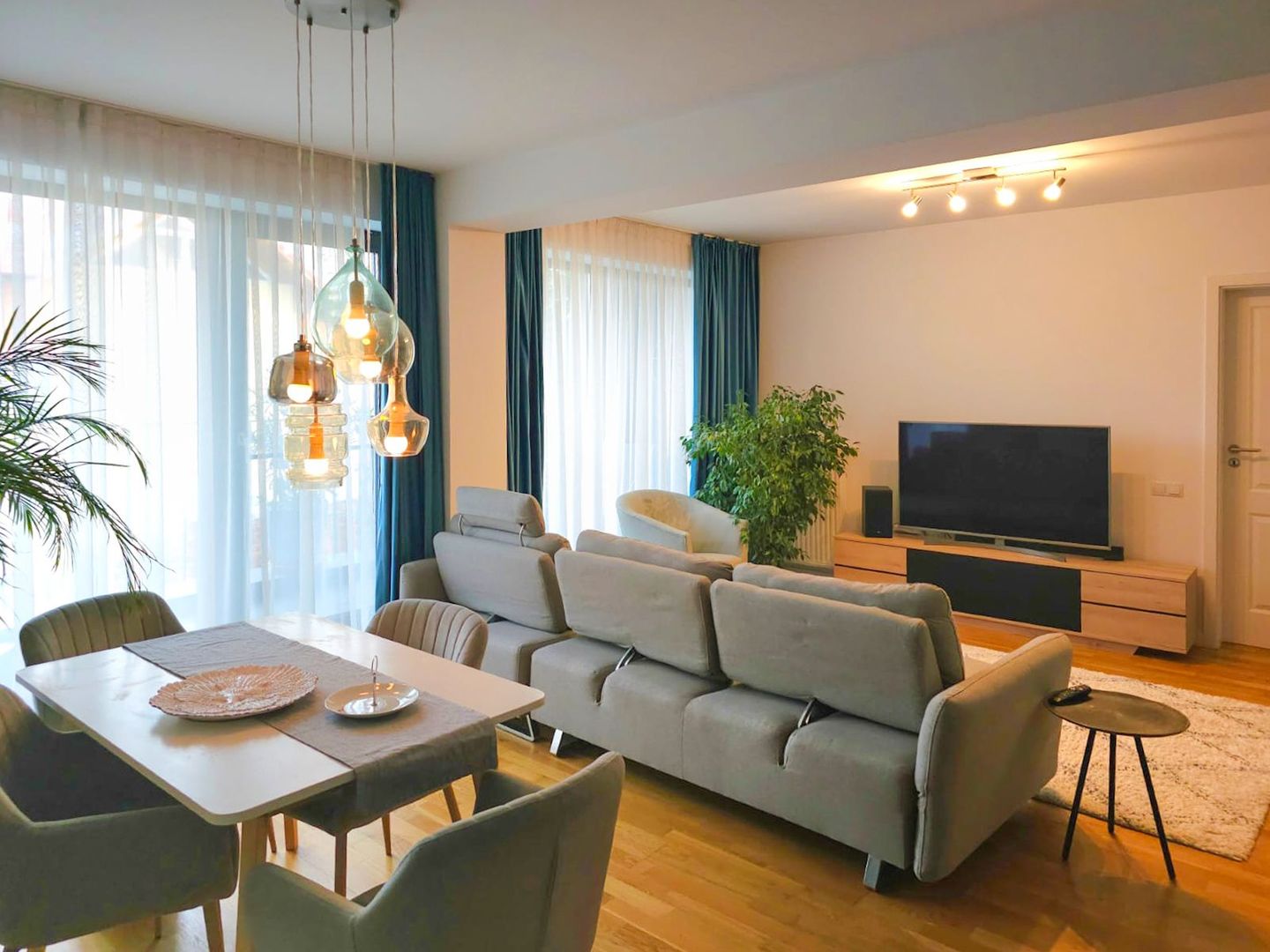 Închiriere Apartament 3 Camere 86mp | Bloc boutique  | Terasa 14mp - Poză 1