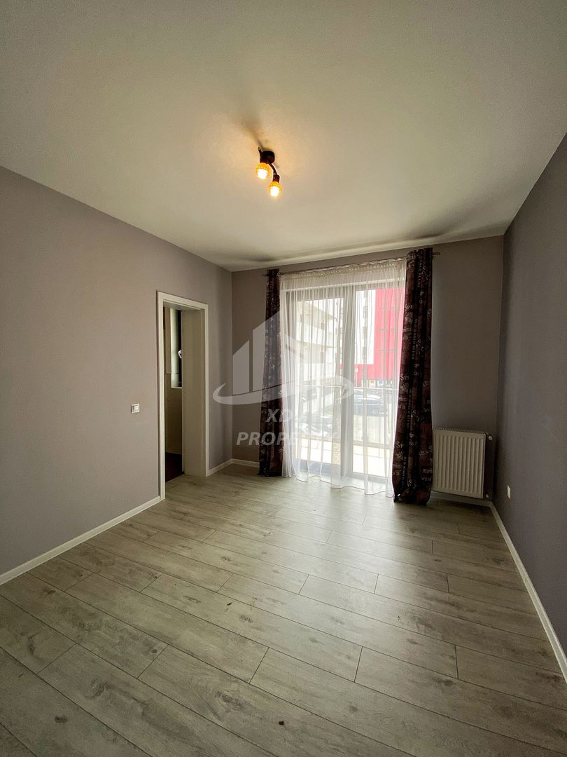 Apartament 4 camere decomandate , 2 bai, 2 balcoane,  90mpu, Sibiu - Poză 9