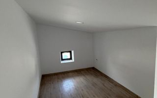 Apartament 3 camere în vilă P+1,  curte Inacului - Poză 3