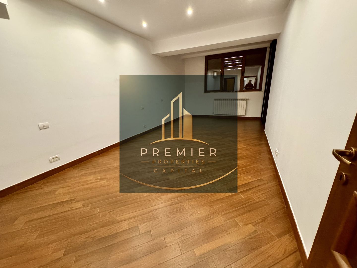 APARTAMENT DE 3 CAMERE DE VANZARE IN BLOC SOLID | DOROBANTI | R.BELLER | - Poză 12