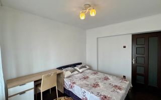 Apartament 3 camere 2 bai Centru -Blv Independentei - Poză 7