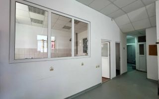 Spatiu I Pretabil Cabinet Stomatologic I Piata Cibin - Poză 4