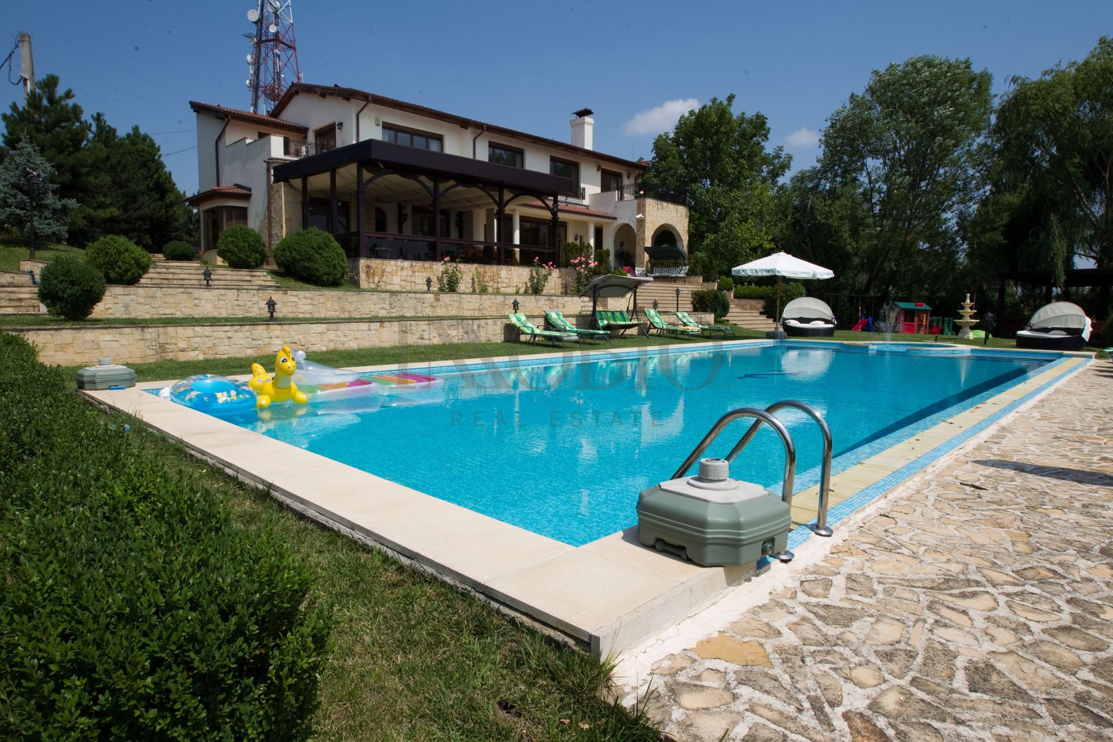 Vilă pe malul Lacului Snagov | 3.000 mp teren | 90 m deschidere lac - Poză 6