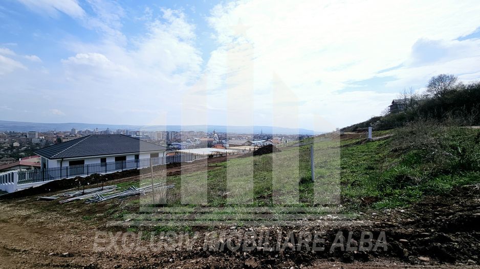 Teren intavilan cu autorizatie de constructie, Cetate - Poză 2