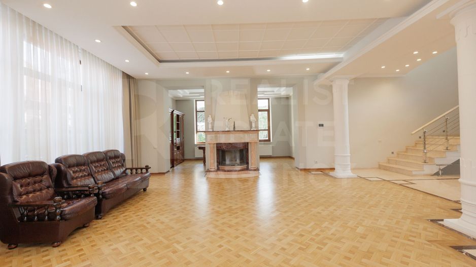 Chirie, casă, 3 nivele, strada Frumoasa, Centru - Poză 7