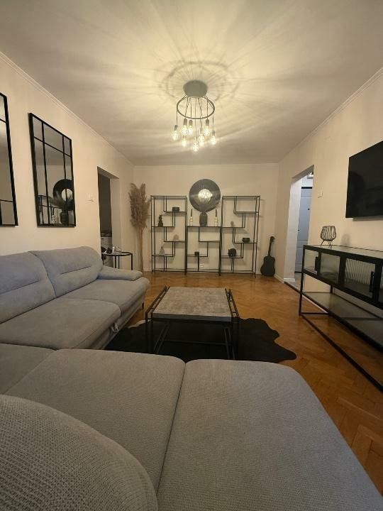 Apartament 2 camere Calea Bogdanestilor - Poză 1