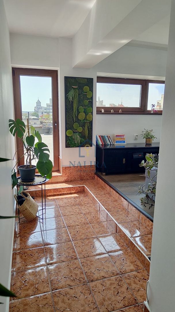 Apartament ultracentral cu terasă spectaculoasă - Poză 7