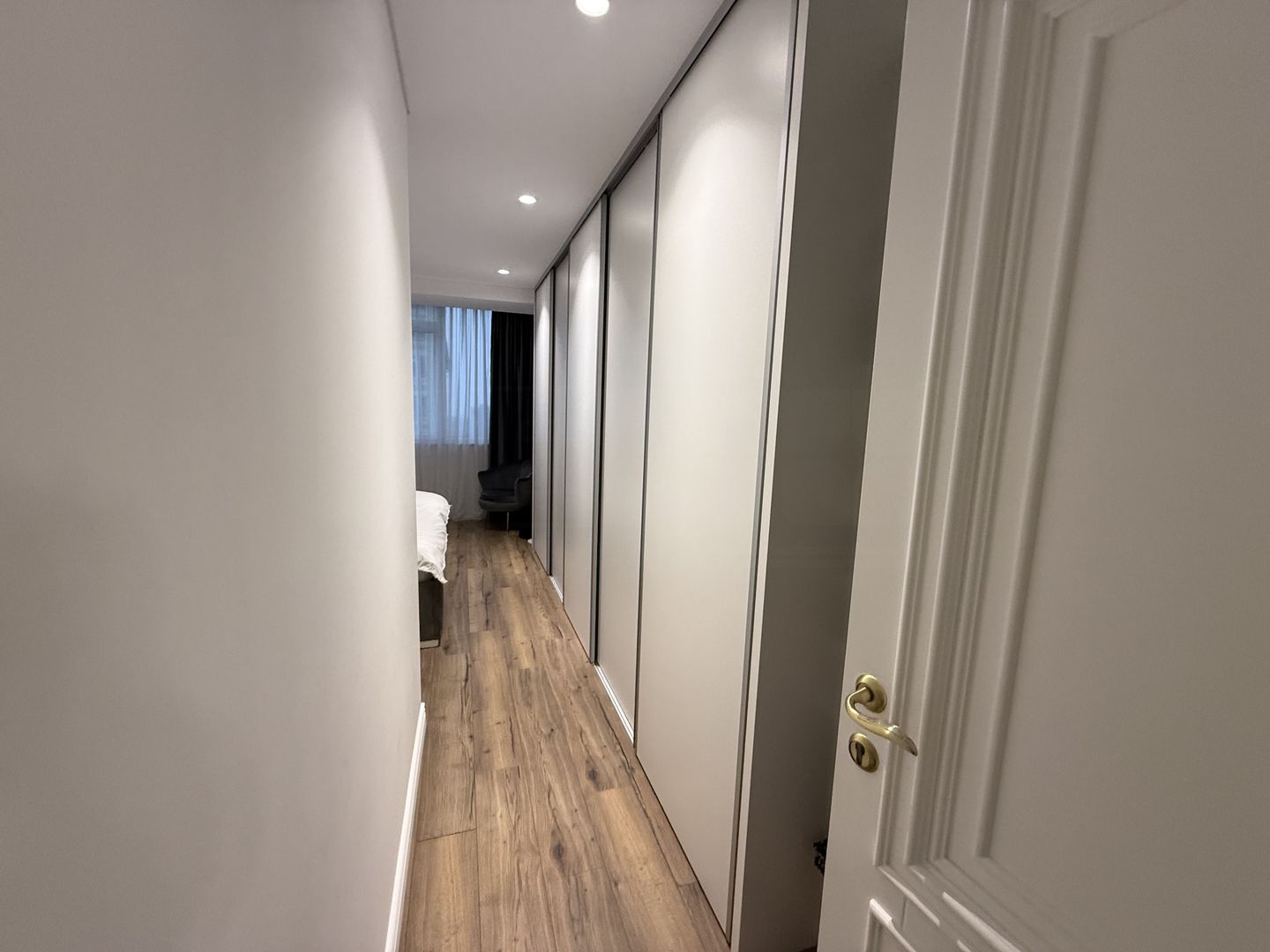 Apartament 3 camere de vânzare | Burdujeni | Complet Mobilat - Poză 5