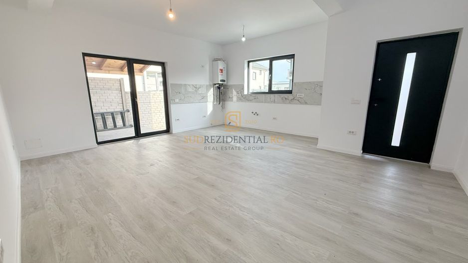 Casa Individuala cu 4 Camere si 2 Bai | Teren 343 mp, zona centrala - Poză 2