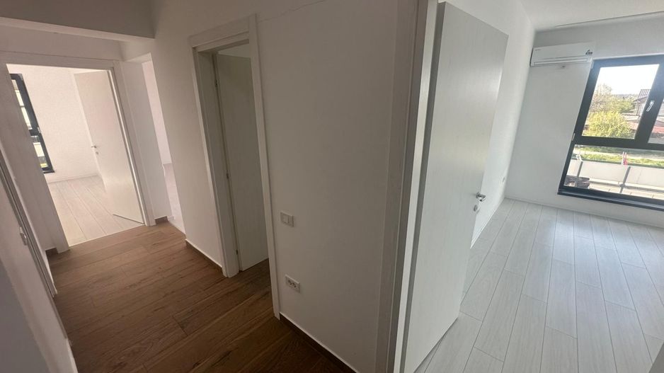 AP. 3 CAMERE- BUCATARIE INCHISA, BLOC NOU, CENTRALA PROPRIE, PARCARE - Poză 7