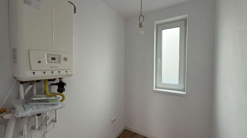 Casa/Vilă P+1 cu 4 camere de vânzare - Sânpetru - Poză 11
