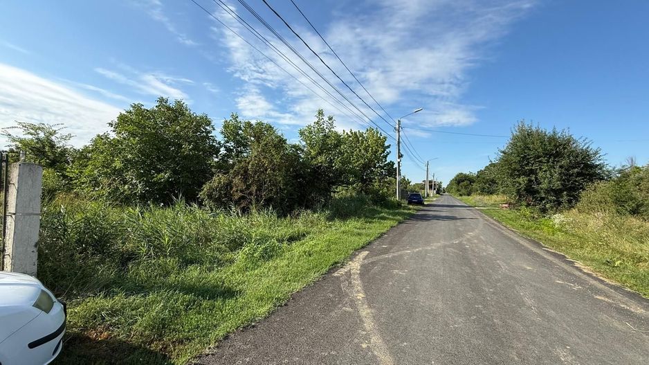 Copaceni -Liviu Rebreanu, teren 3600mp, utilitati, pretabil investitie - Poză 1