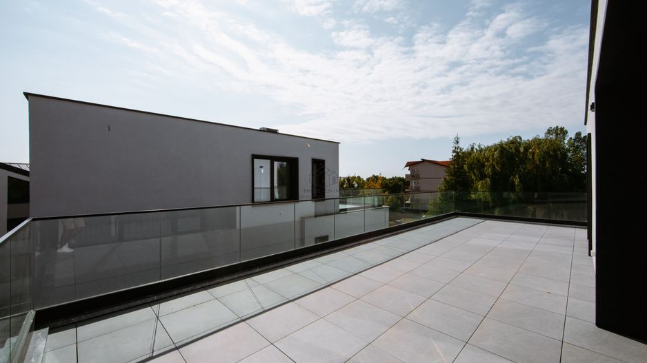 VILA SUPERBĂ CU 4 DORMITOAARE ȘI PISCINA LA INCHIRIERE - Poză 40