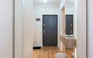 Apartament ultrafinisat / etaj intermediar / Zona Terra - Poză 17