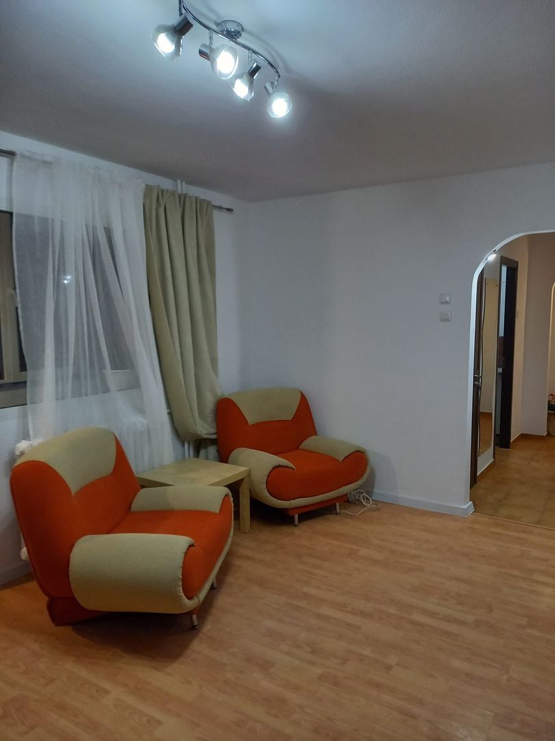 Apartament cu trei camere, Brancoveanu, 120.000€ negociabil - Poză 4