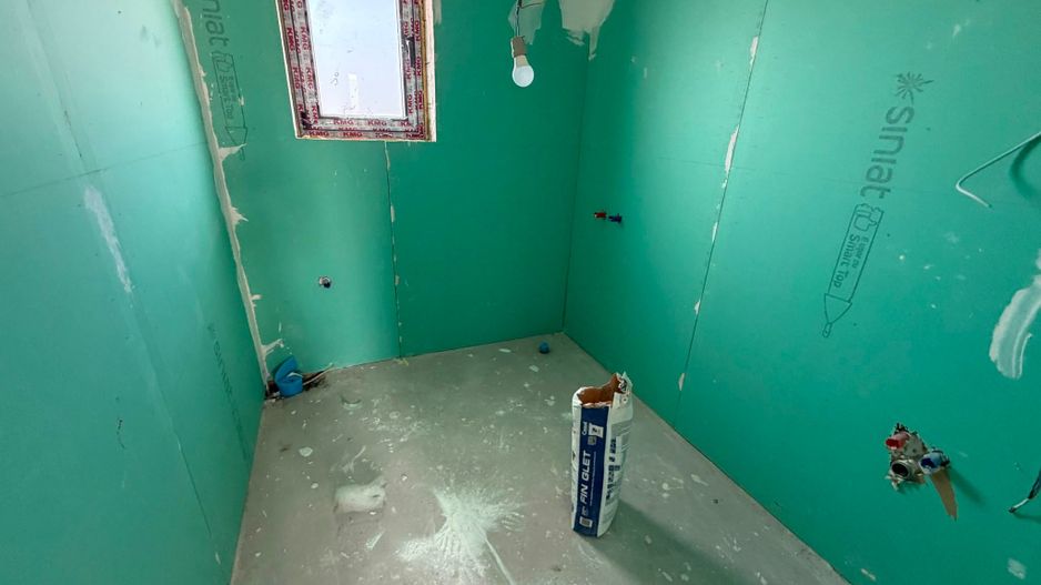 CASA INDIVIDUALA - 5 CAMERE, INCALZIRE PARDOSEALA , TEREN 420 COMIS 0% - Poză 4
