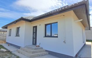 Dragomiresti Vale, casa 4 camere, teren 421 mp, utilitati, COMISION 0%