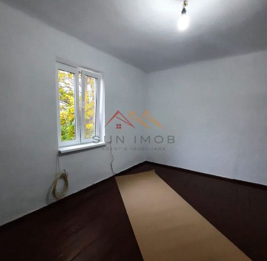Apartament 2 camere, curte proprie 50 m2, Zona A, Campina, Prahova - Poză 3