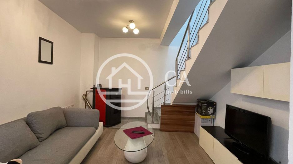 Apartament la casă de închiriat cu 3 camere în zona Centrala, Oradea - Poză 3