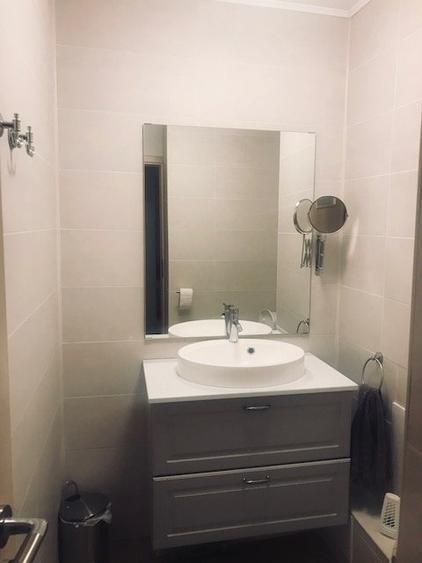 Vanzare Apartament 3 camere, etaj 1, 2 băi, renovat, mobilat, utilat - Sector 5 - Poză 10