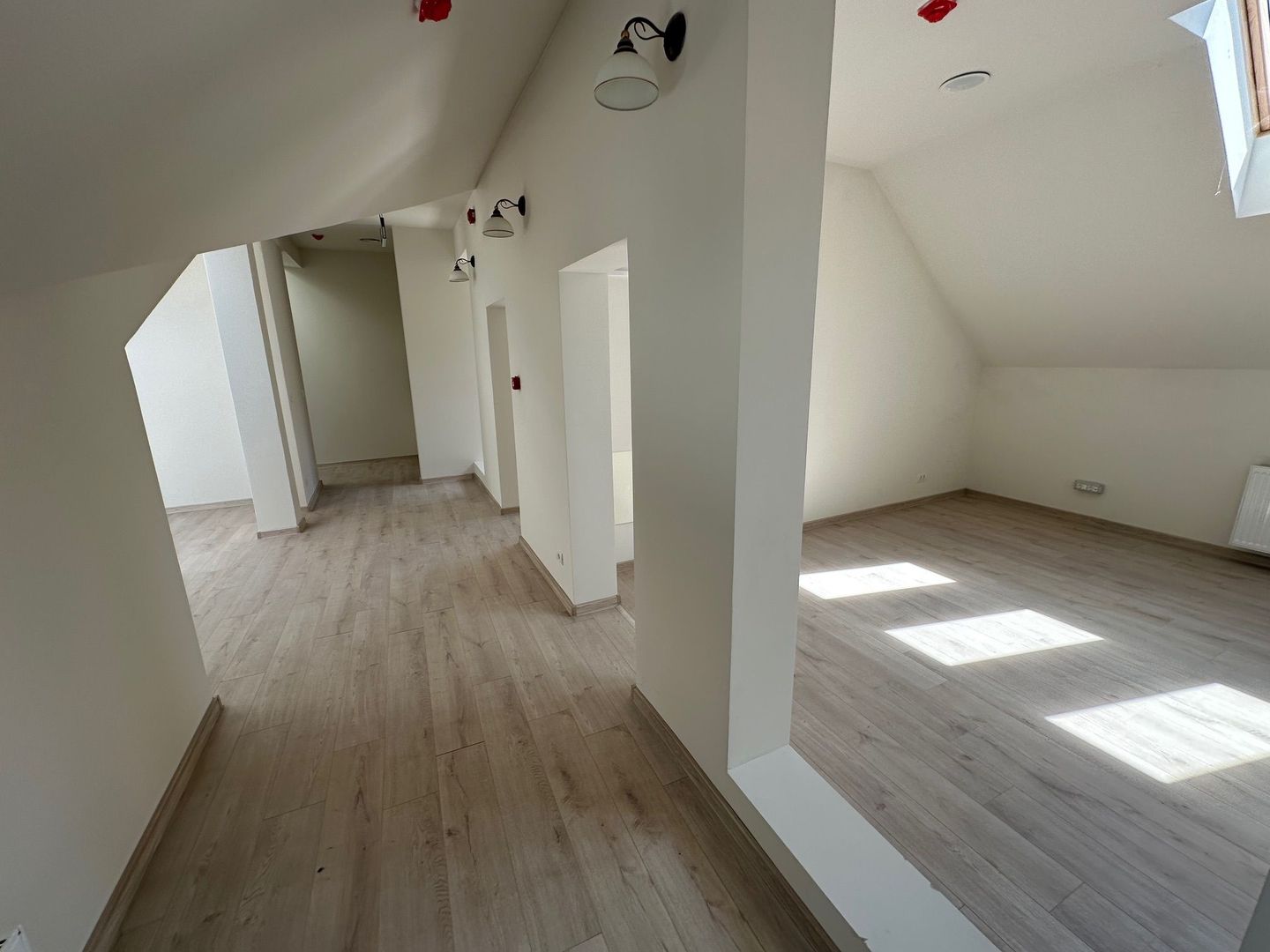 Saptii de birouri Ultracentral suprafețe de la 28 - 940 mp - Poză 24