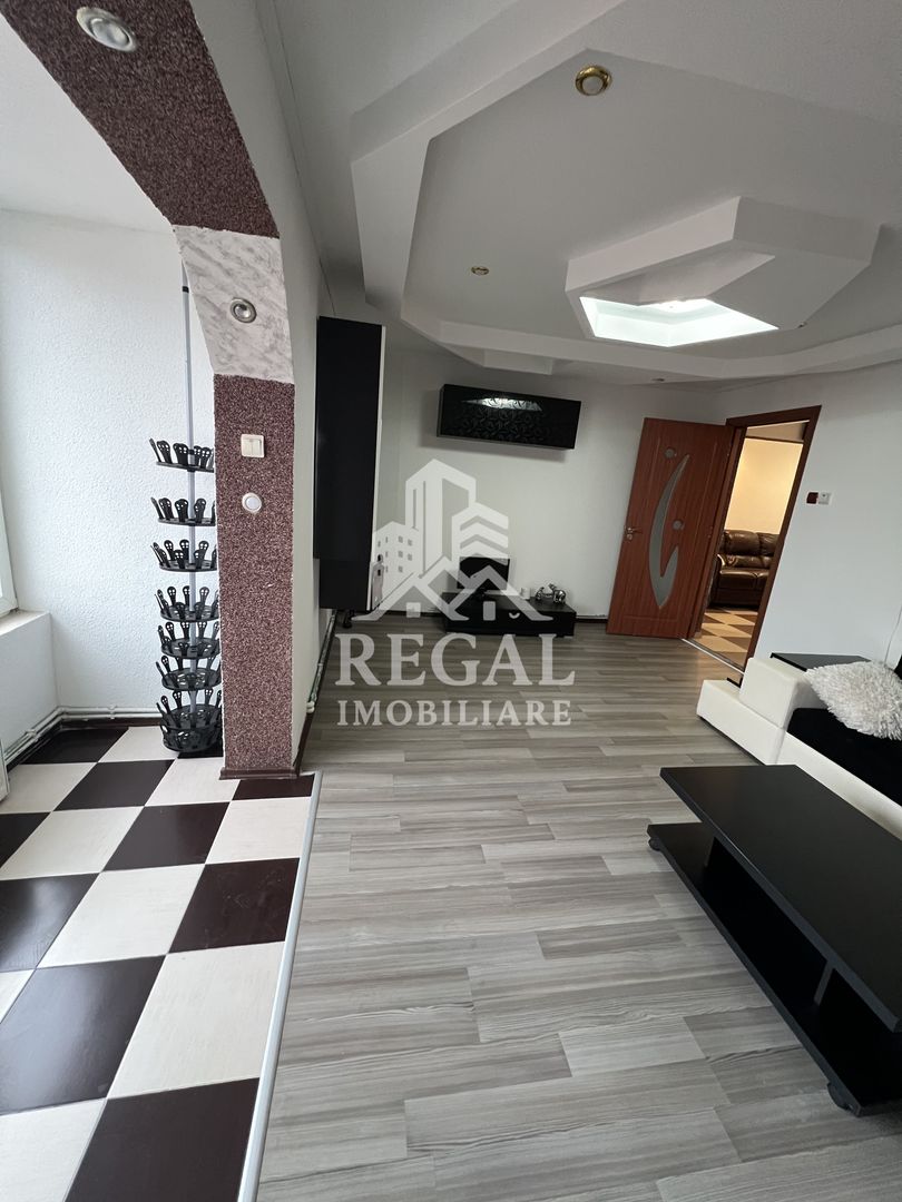 Apartament 3 camere de închiriat – Micro 5 (Școala 11) - Poză 2