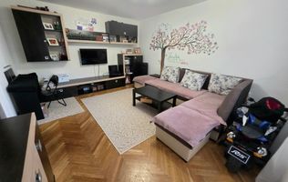 Apartament 2 Camere, Decomandat, Zona Cetate, Etaj 1