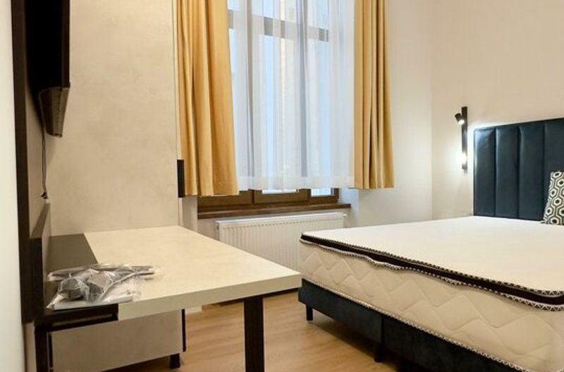 Magheru: 5 camere cu băi proprii – business regim hotelier care deja produce. - Poză 13