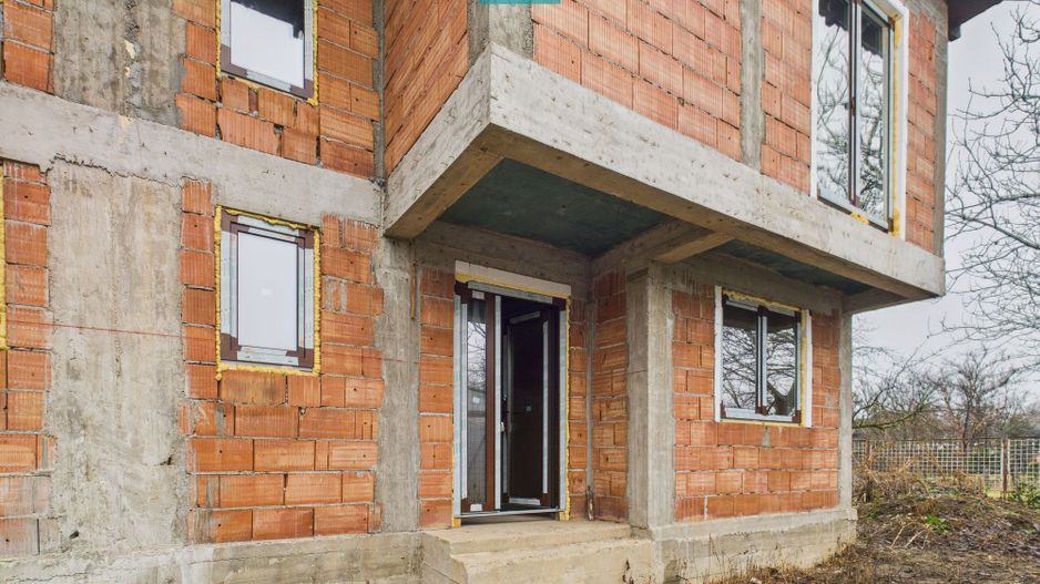 Duplex solid 120 mp, intimitate și calm in Chisoda - Poză 24