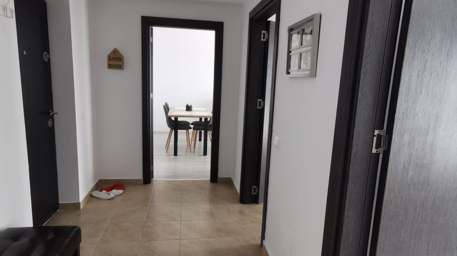 Inchiriere 2 camere mobilat -utilat  - parcare demisol - Poză 5