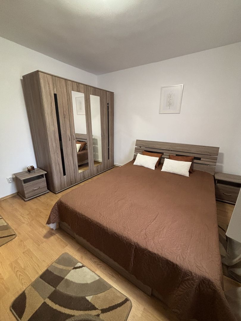 Apartament 3 camere de închiriat – Craiova, zona Baba Novac – Simplon - Poză 1