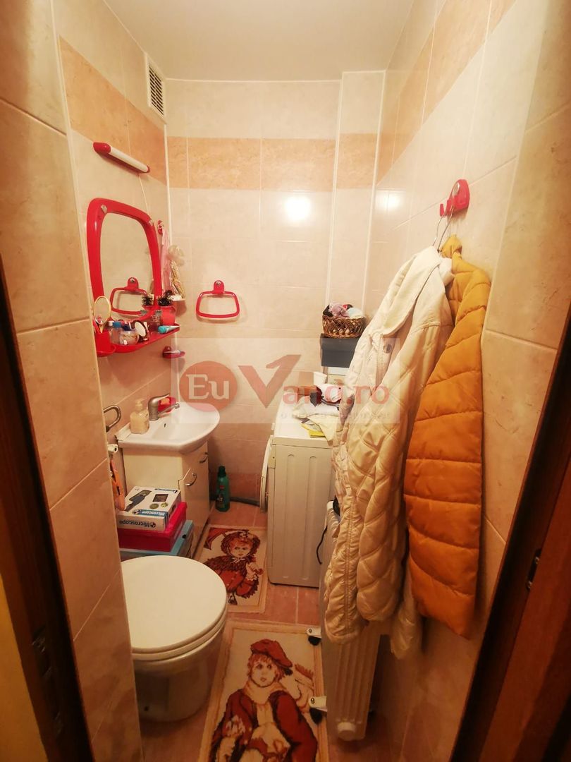 De vanzare apartament cu 3 camere Mazepa 1, BR-uri, etaj 4/10, 98.000 E - Poză 10