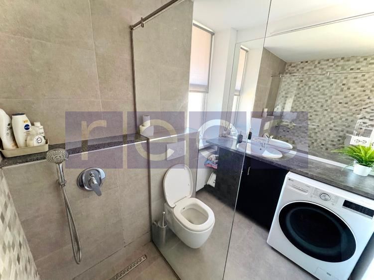 VANZARE APARTAMENT 2 CAMERE 42MP PIATA LAHOVARI PIATA ROMANA RENOVAT MODERN - Poză 12