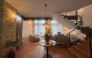 Pensiune deosebită în Bran || priveliște panoramică, facilitati premium - Poză 3